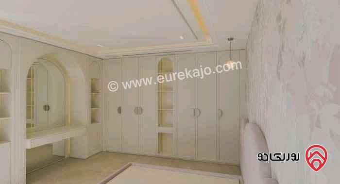 قصر مساحة 1500م على أرض 1800م للبيع في عمان - دابوق