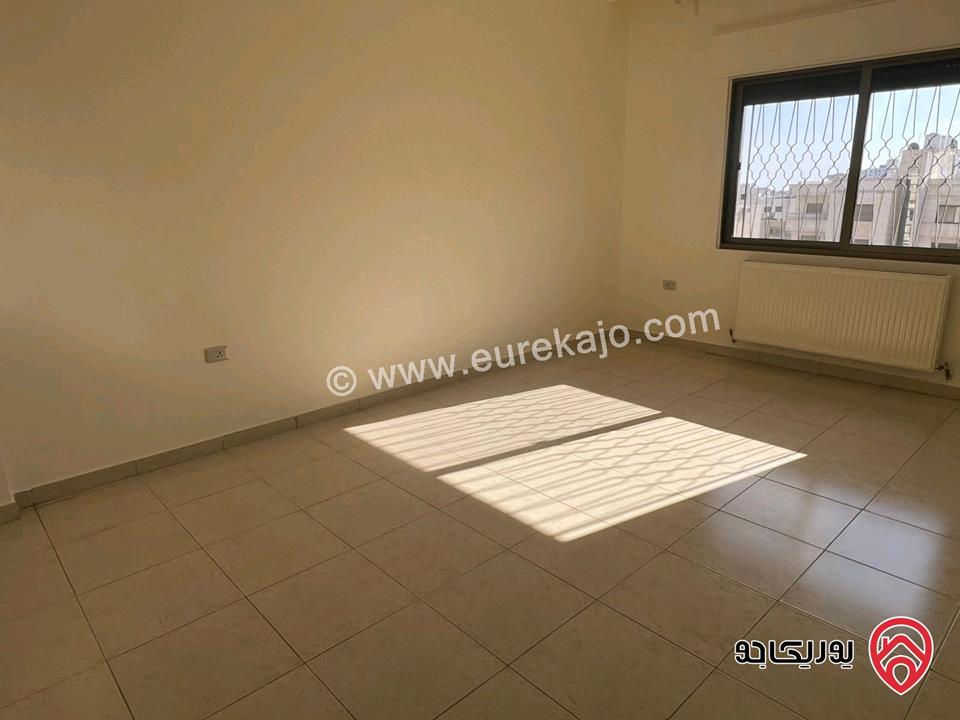 شقة طابق ثاني مساحة 160م للبيع في عمان - خلدا