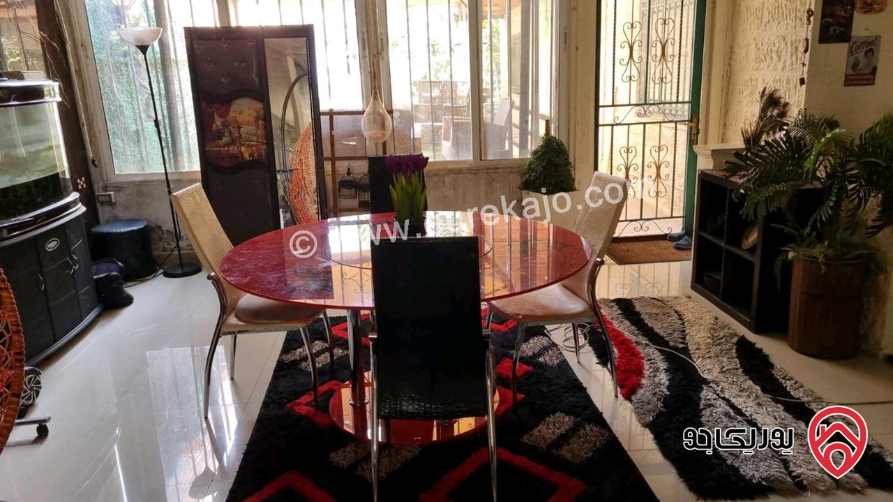 شقة شبه أرضية مساحة 250م داخلي و 255م خارجي للبيع في عمان - ام السماق