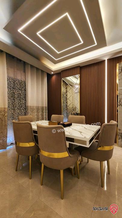 شقة مفروشة طابق أول مساحة 118م للبيع مع او بدون فرش في عمان - الجاردنز 