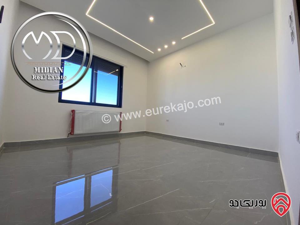 شقة فارغة للايجار في عمان - خلدا قرب الهمشري مساحة 190م طابق اول تشطيبات ديكورات عصرية فاخرة جديدة لم تسكن