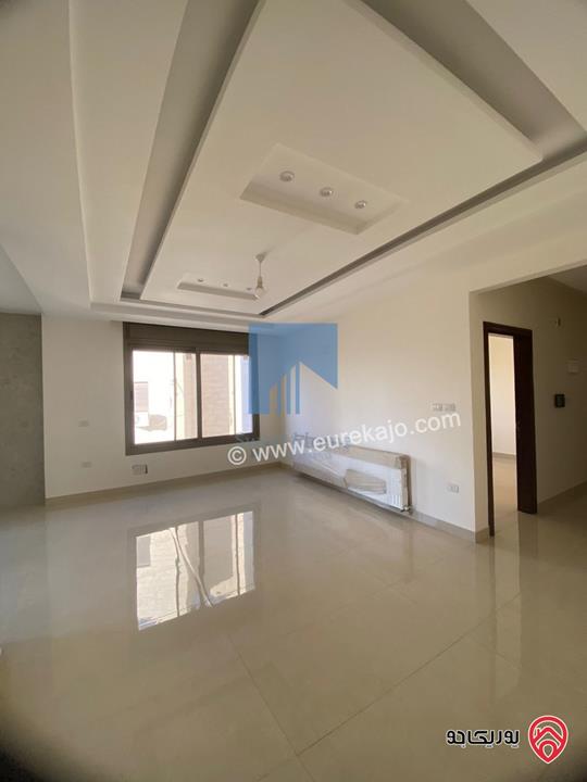 شقة فاخرة للبيع في عمان - أم أذينة قرب أبراج السادس طابق ثاني 162م تشطيب سوبر ديلوكس لم تسكن