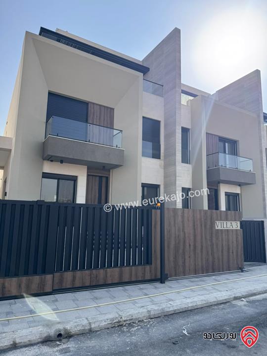 مشروع فلل متلاصقة للبيع في عمان - رجم عميش