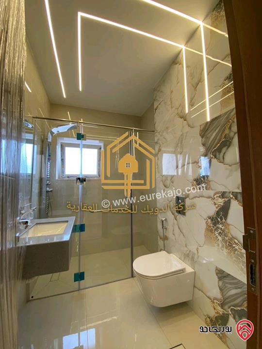 شقة طابق ثالث دوبلكس لم تسكن مساحة 215م للايجار في عمان - خلدا 