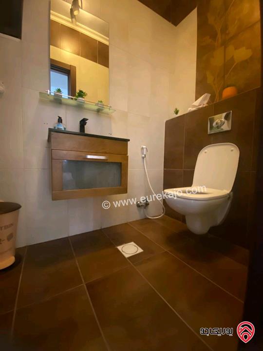 شقة طابق ارضي مساحة 135م للبيع في عمان - أم السماق 