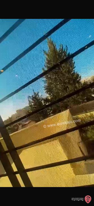 شقة شبه أرضية مساحة 166م داخلي و 225م خارجي للبيع في عمان - مرج الحمام