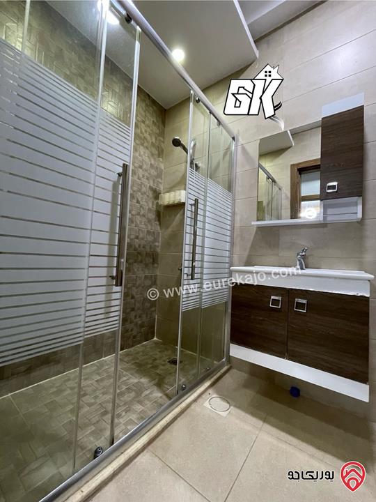 شقة فارغة مساحة 200م طابق ثاني للإيجار في عمان - خلدا