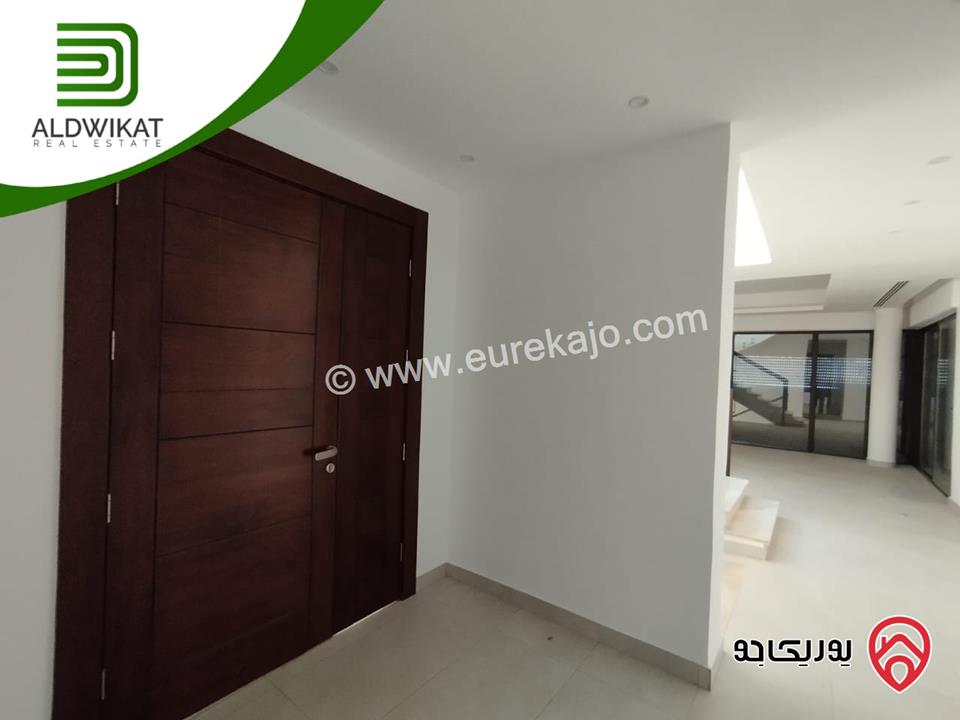 فيلا مستقلة مساحة البناء 530م ومساحة الارض 520م ومساحة الحديقة 200م للبيع في ماحص على حد بدر الجديدة