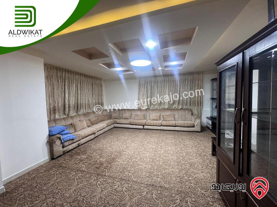 فيلا مستقلة للبيع في عمان - دابوق/ ربوة الفردوس مساحة البناء 940م ومساحة الارض 450م ومساحة الحديقة 50م والترس 100م