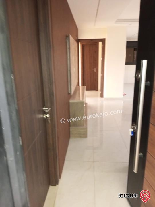 شقة طابق ارضي مساحة 116م للبيع في عمان - المقابلين 