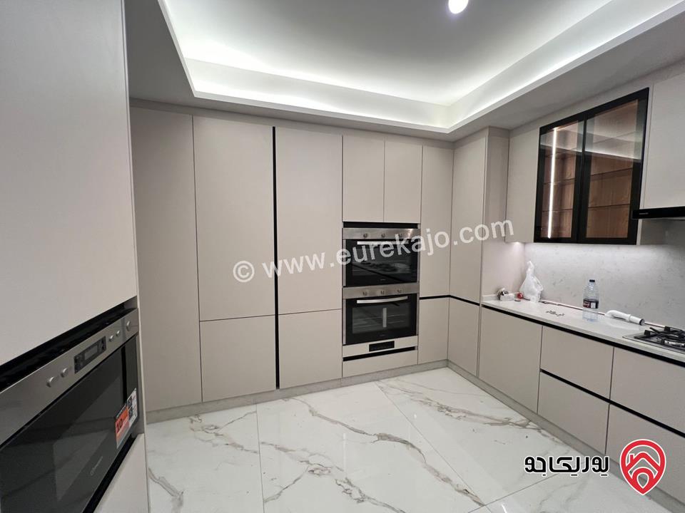 شقة مساحة 235م طابق ثالث للإيجار في عمان - منطقة الرابع