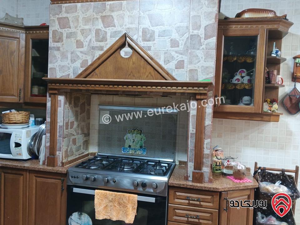 شقة طابق ثالث مساحة 141م للبيع في عمان - طبربور