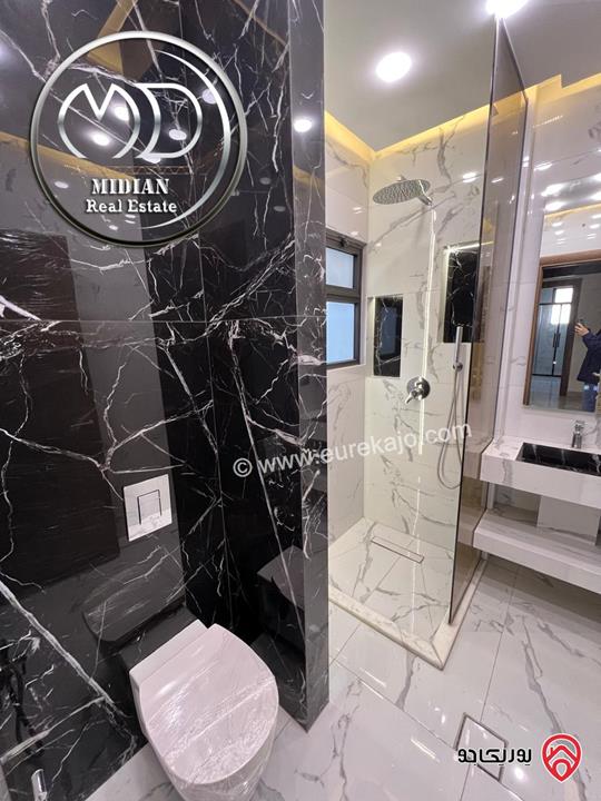 شقة دوبلكس جديدة للبيع طابق أخير مع روف في عمان - حنو الصويفية مساحة 210م مع تراسات تشطيبات و ديكورات فاخرة اطلالة رائعة