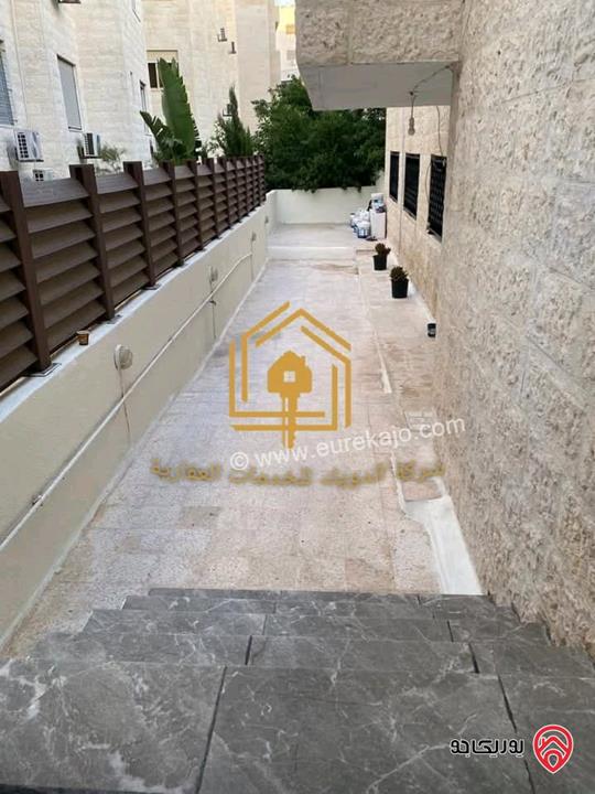 شقة فارغة طابق شبه ارضي مساحة 130م مع ترس مساحة 40م للإيجار في عمان - دير غبار 