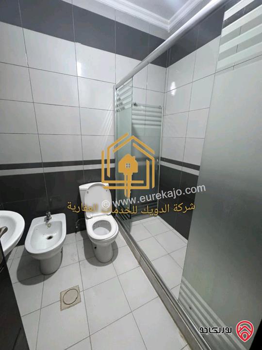 شقة فارغة طابق ثانى مساحة 165م للايجار في عمان - ضاحية الرشيد 