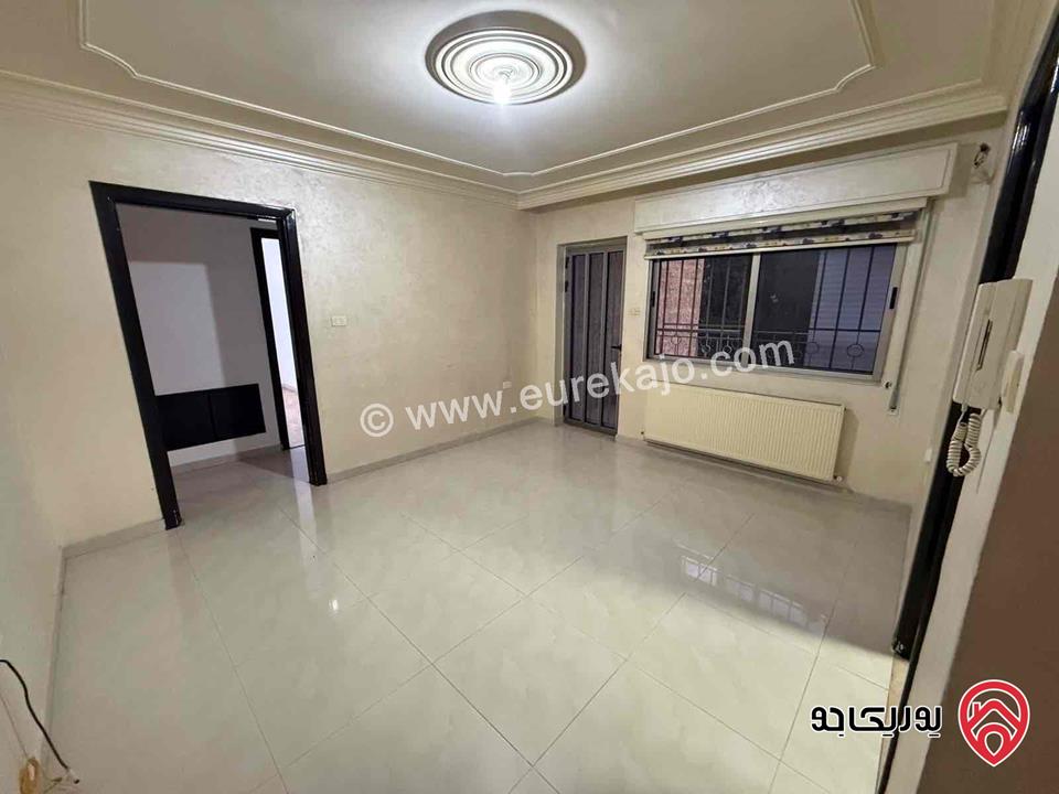 شقة طابق أول مساحة 170م للايجار في عمان - ام السماق 