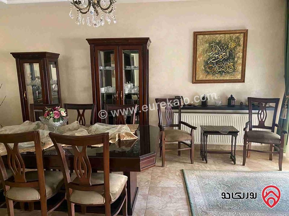 شقة مساحة 195 متر طابق اول للبيع في خلدا