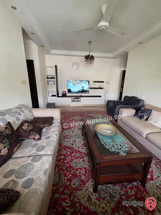 شقة طابق أول مساحة 190م للإيجار مفروشة في عمان - أم السماق 