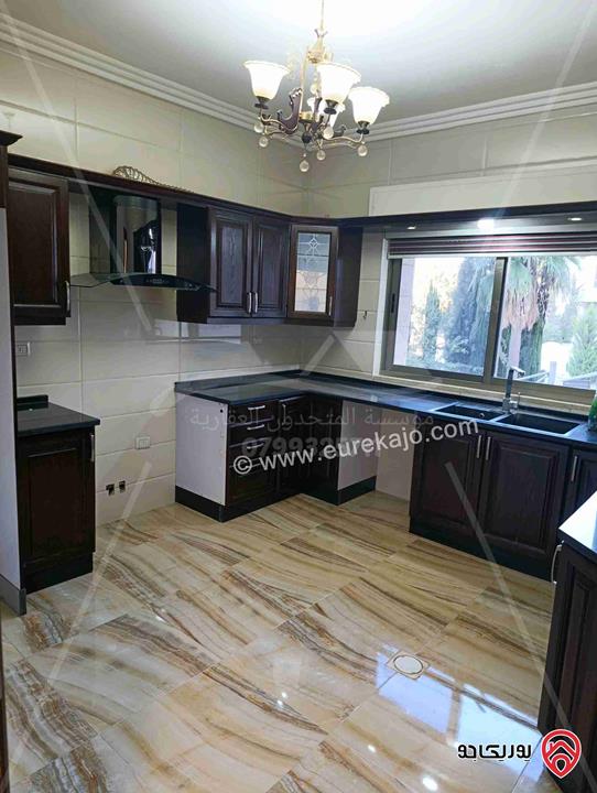 شقة ارضية مساحة 160م مع ترس ومدخل خاص للايجار في عمان - ام السماق 