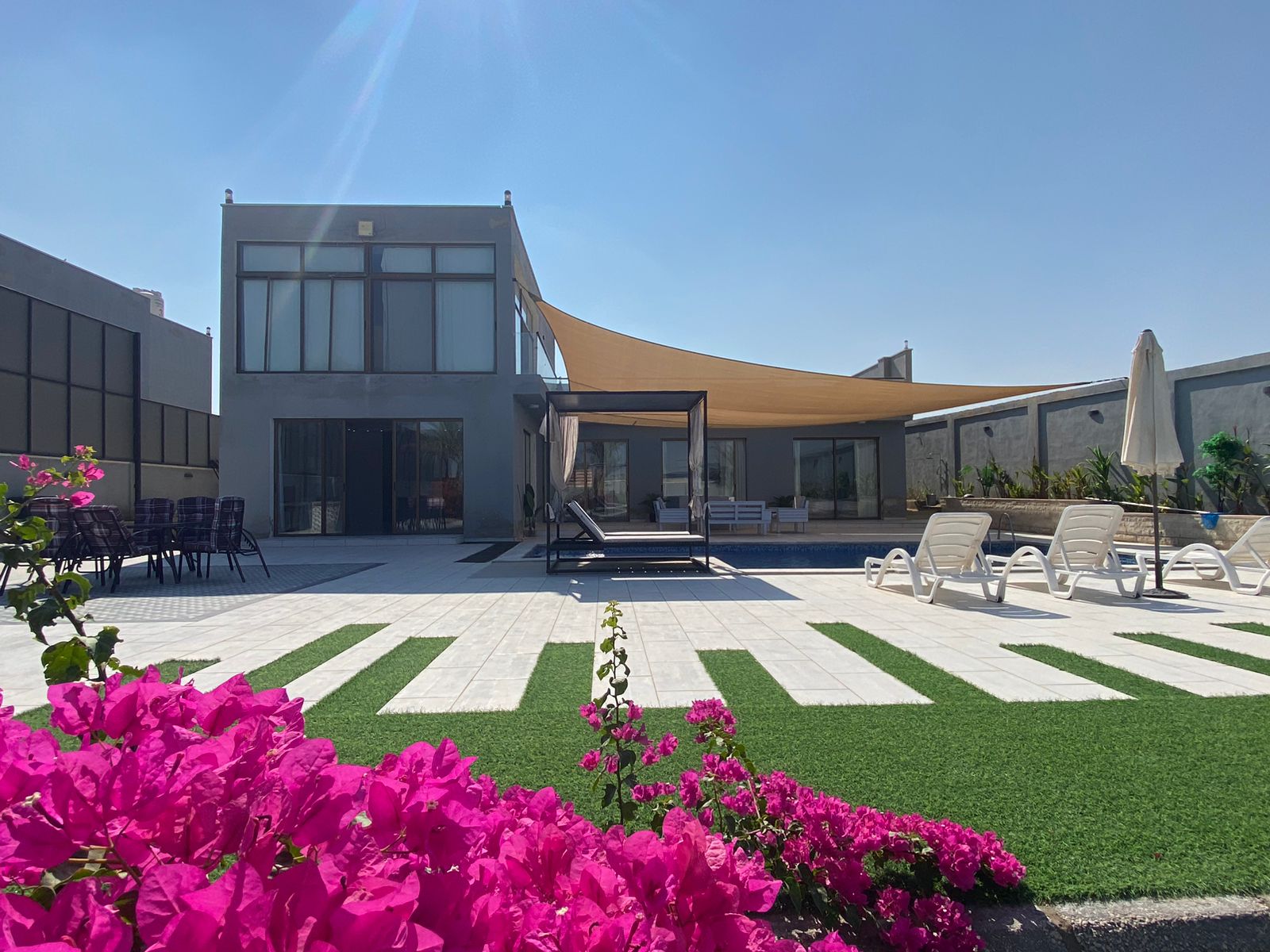 مزرعة - شاليه Istanbul Farm للايجار اليومي في البحر الميت 