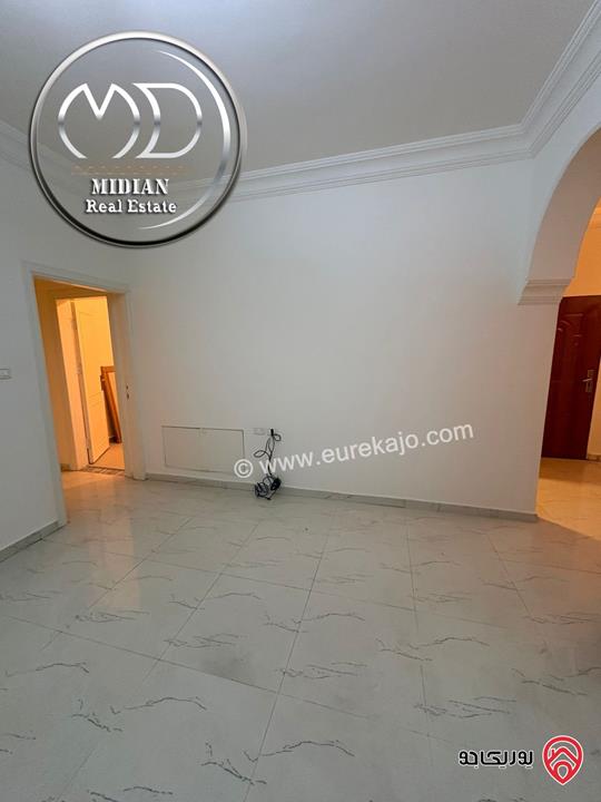 شقة فارغة للايجار في عمان - ضاحية الرشيد مساحة 170م طابق اول تشطيبات سوبر ديلوكس بسعر مميز جداً