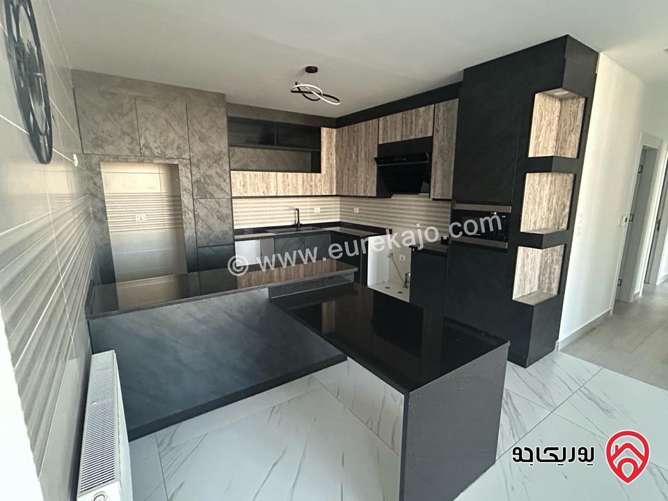 شقة طابقية سوبر ديلوكس مساحة 190م للايجار في مشروع أوكسجين في عمان - حي الياسمين رجم عميش 