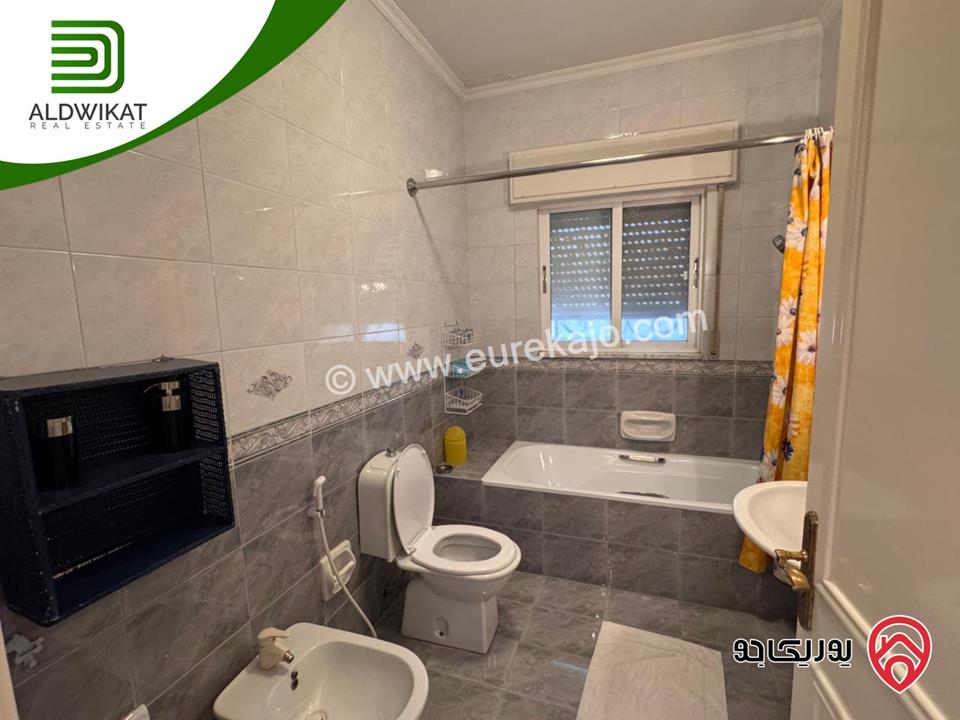 فيلا مفروشة مستقلة للبيع في عمان - ديرغبار مساحة الارض 1000 م مساحة البناء 1050 م