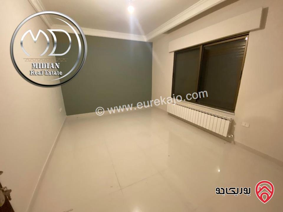 شقق فارغة للايجار في عمان - ضاحية النخيل مساحة 265م 4 نوم تشطيبات و ديكورات سوبر ديلوكس اطلالة جميلة