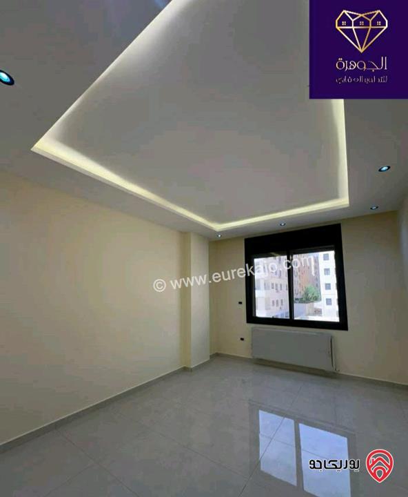 شقة طابق أخير مع روف دوبلكس فاخر مساحة 220م لم يسكن للبيع في عمان - تلاع العلي 