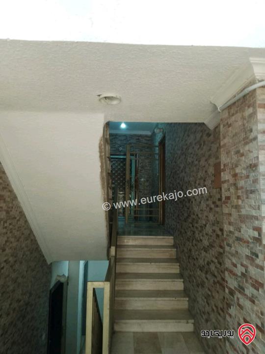 شقة ارضية مساحة 150م داخلي و 60م خارجي للبيع مفروش في عمان - صويلح