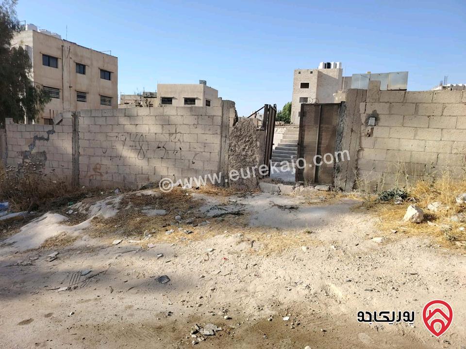 بيت مستقل مساحة 230م على أرض 600م للبيع في عمان - القويسمة جبل الحديد 