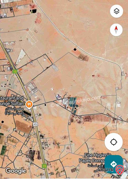 أرض مساحة 105 دونم على شارعين للبيع في عمان - الجيزة 