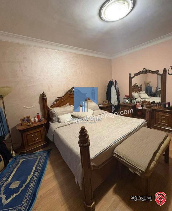 شقة أرضية مساحة 170م مع ترسات 120م للبيع في عمان - الرابية