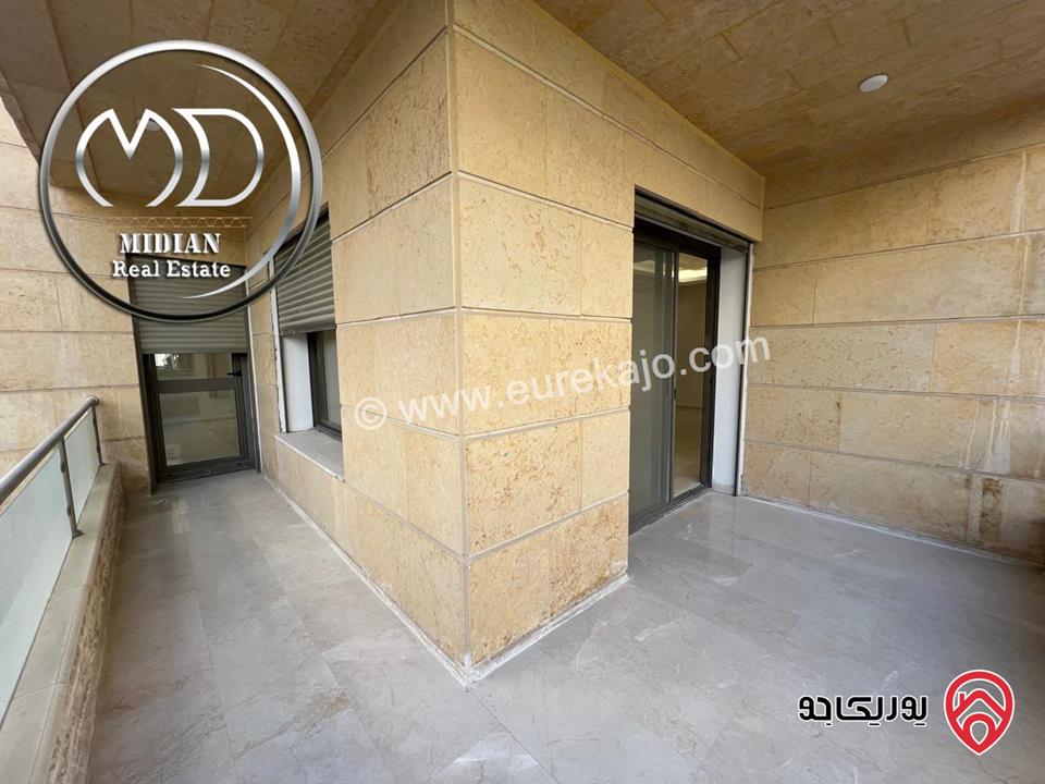 شقة جديدة للبيع في عمان - دير غبار طابق اول مساحة 280م 4 نوم تشطيبات و ديكورات عصرية فاخرة بسعر مغري جداً