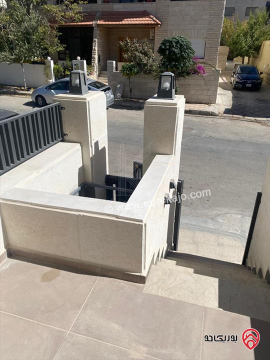 شقة فاخرة حديثة أرضية مساحة 156م للايجار في عمان - الكرسي