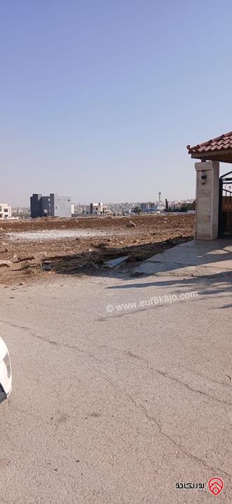 قطعة أرض مساحة 888م للبيع في اربد - ايدون 