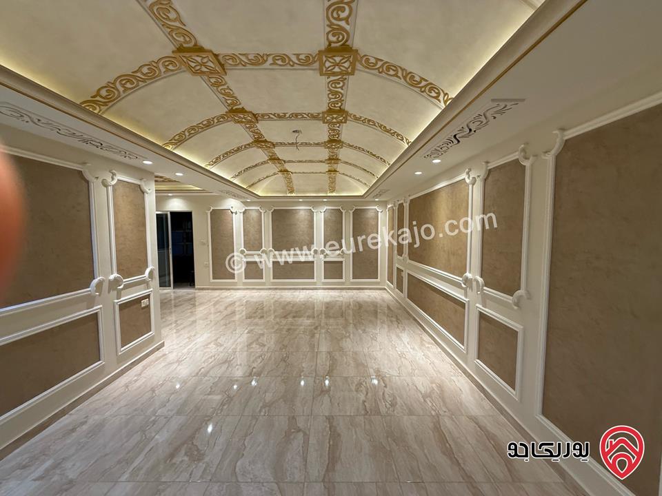 شقة طابق ثالث مساحة 200م للبيع في عمان - ربوة عبدون