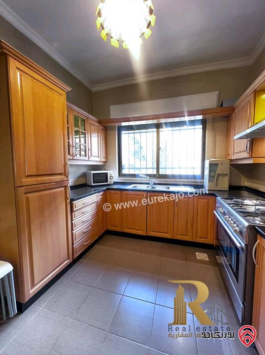 شقة مميزة طابق أرضي مساحة 150م داخلي و 120م خارجي للبيع في عمان - أبنو السوس