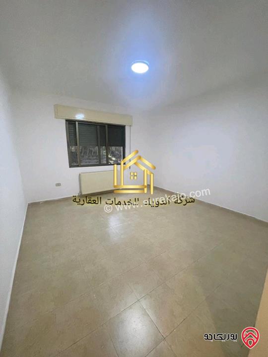 شقة فارغة طابق ارضي معلق مساحة 150م للإيجار في عمان - ضاحية الأمير راشد 