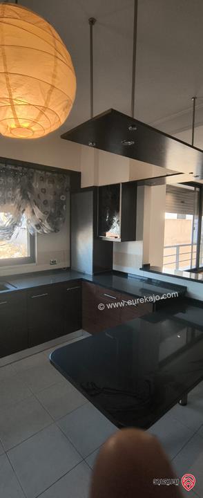 شقة مساحة 218م طابق ثاني للبيع في عمان - خلدا 