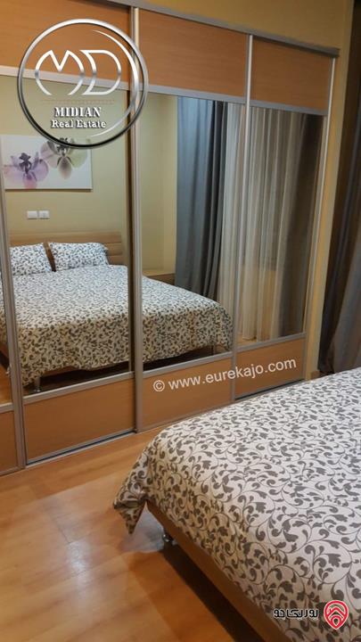 شقة مفروشة للايجار في عمان - عبدون مساحة 90م طابق ثاني تشطيبات و ديكورات فندقية فرش فاخر اطلالة جميلة