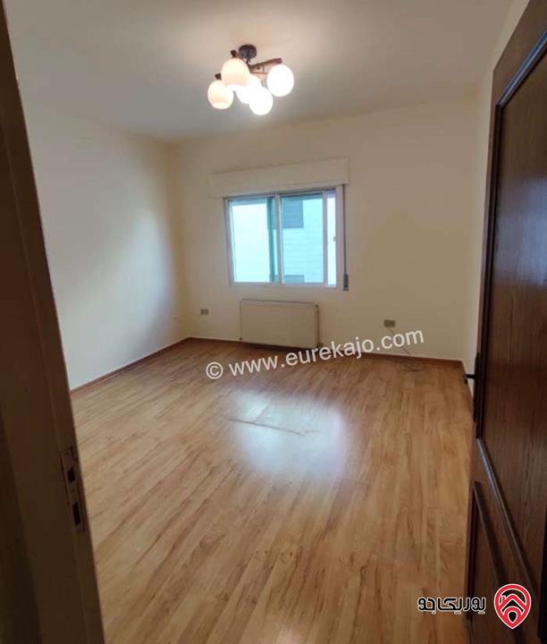 شقة مساحة 190م طابق أول للايجار في عمان - خلدا 