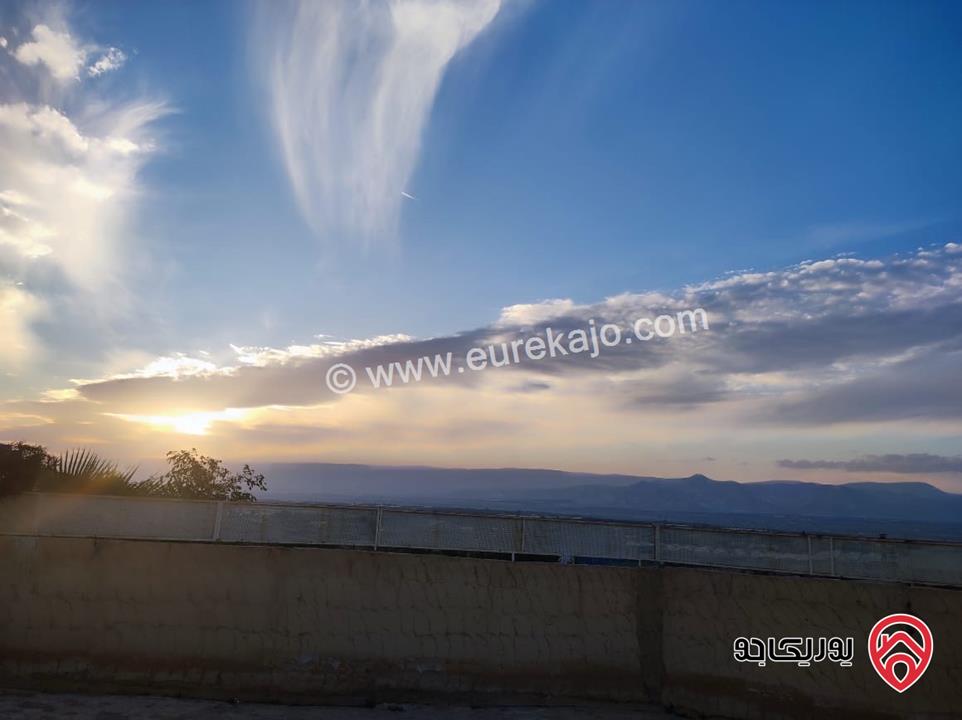 مزرعة و شاليه مساحة 480م وبناء 90م للبيع في البلقاء - دير علا ظهرة الرمل