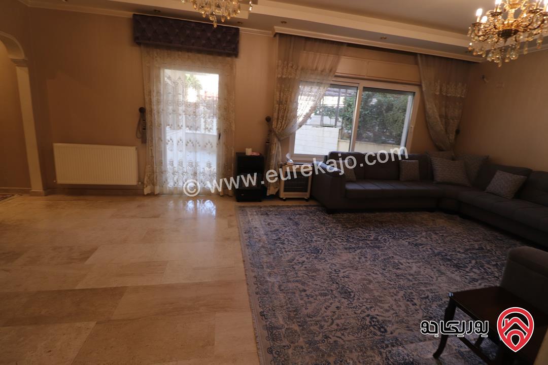 شقة سوبر ديلوكس أرضية مساحة 263م للبيع في عمان - الرابية