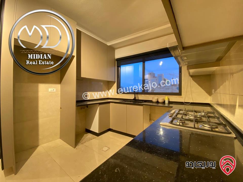 شقة فارغة للايجار طابق ثاني في عمان - خلدا مساحة 140م تشطيبات و ديكورات عصرية فاخرة تصلح للعرسان بسعر مميز