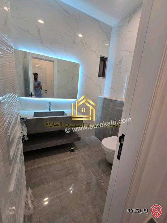 شقة جديدة لم تسكن مساحة 190م طابق أول للايجار في عمان - الرابية