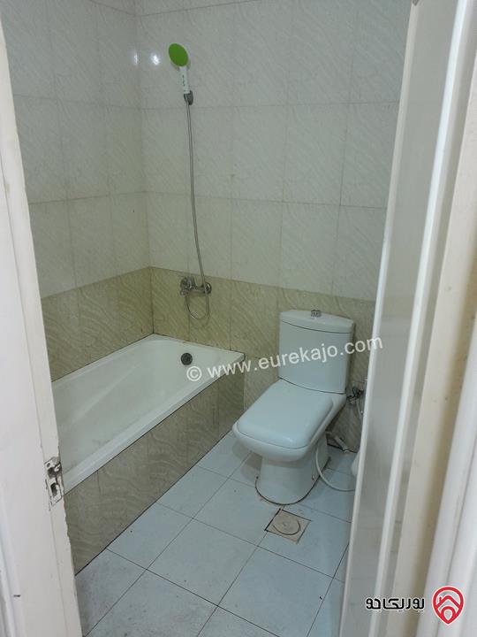 شقة مؤجرة طابق أول مساحة 115م للبيع في اربد - الحي الشرقي