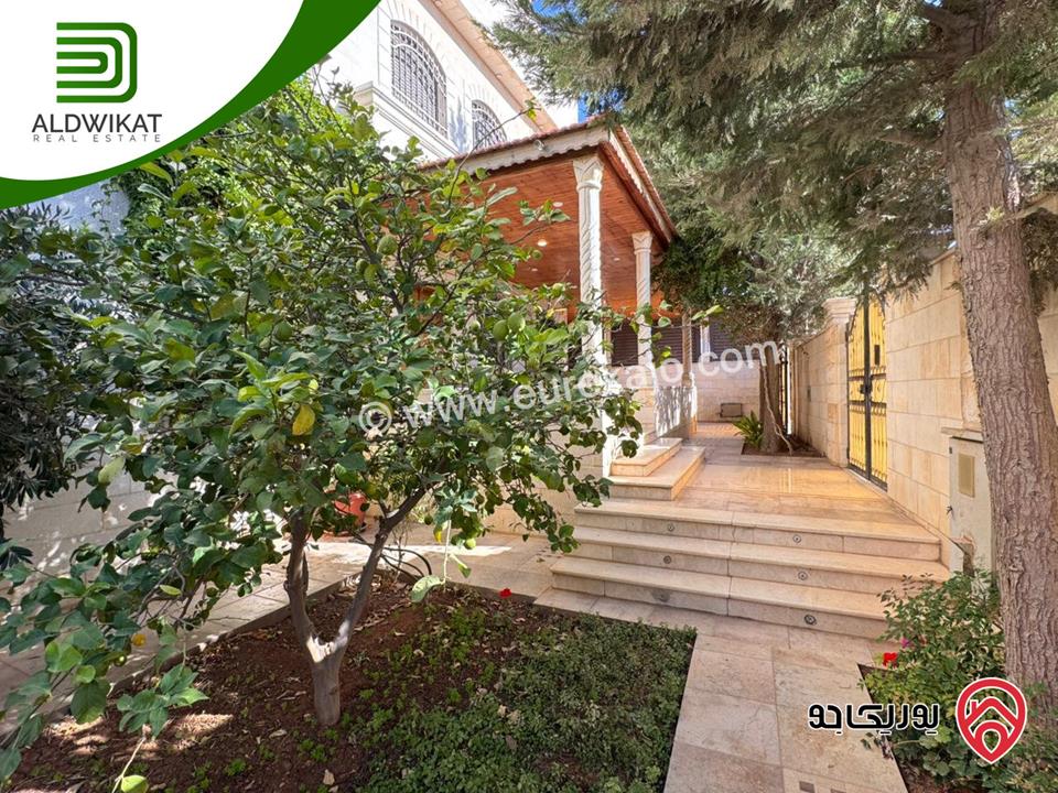 فيلا مستقلة للبيع في منجا/ مادبا مساحة البناء 1400م ومساحة الارض 1000م موقع مميز فلل حديثة