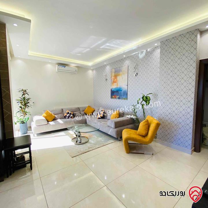 شقة طابق ثالث مساحة 150م للبيع في عمان - خلدا من المالك مباشرة