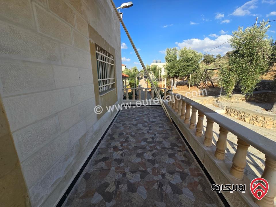 مزرعة مساحة الأرض 4 دونم و 225م للبيع في الزرقاء - العالوك